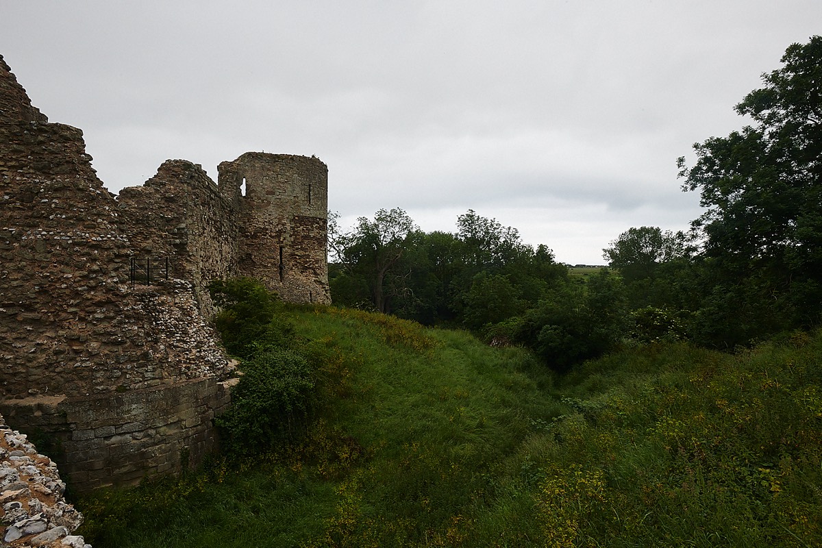 Pevensey Castle - Sussex 06/21